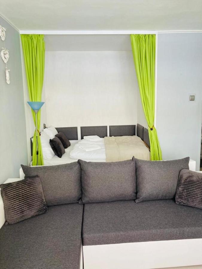 Apartamenty Every Sky Plac Ratuszowy 30 Єленя-Ґура Екстер'єр фото